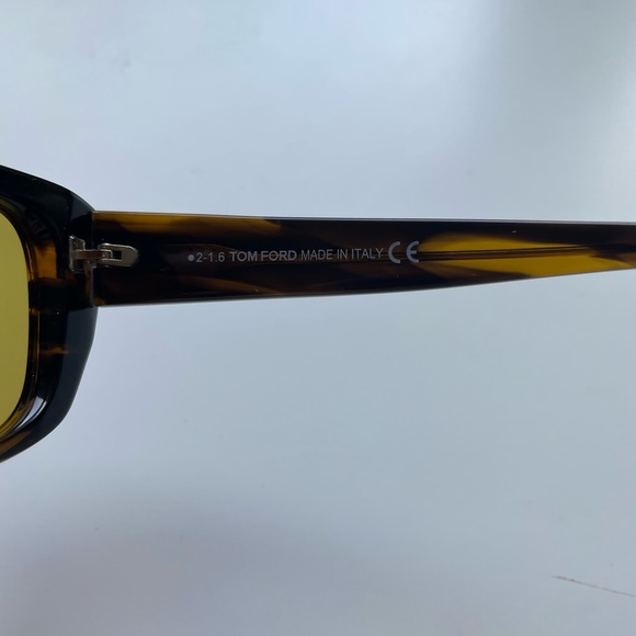 new with box - tom ford raphael sunglasses - Picture 4 of 6